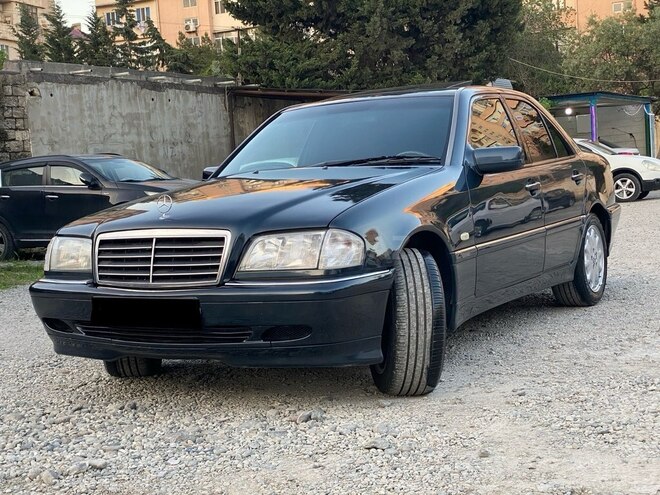 Mercedes C 220 d 2000, 324,000 km - 2.2 л - Bakı