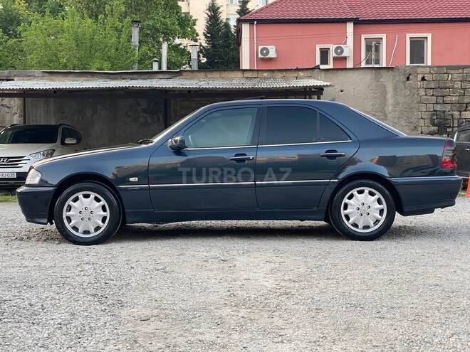 Mercedes C 220 d 2000, 324,000 km - 2.2 л - Bakı