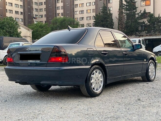 Mercedes C 220 d 2000, 324,000 km - 2.2 л - Bakı