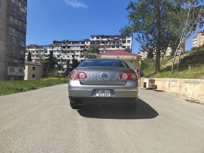 Volkswagen Passat 2006, 226,500 km - 2.0 л - Bakı
