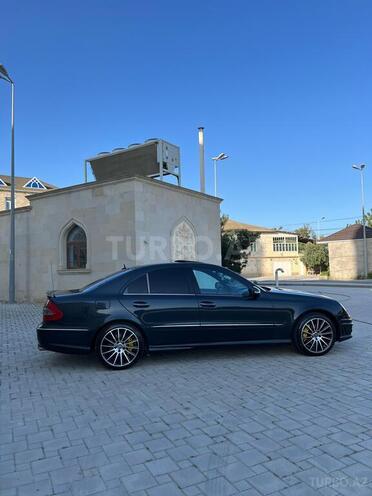 Mercedes E 240 2002, 325,000 km - 2.6 l - Bakı