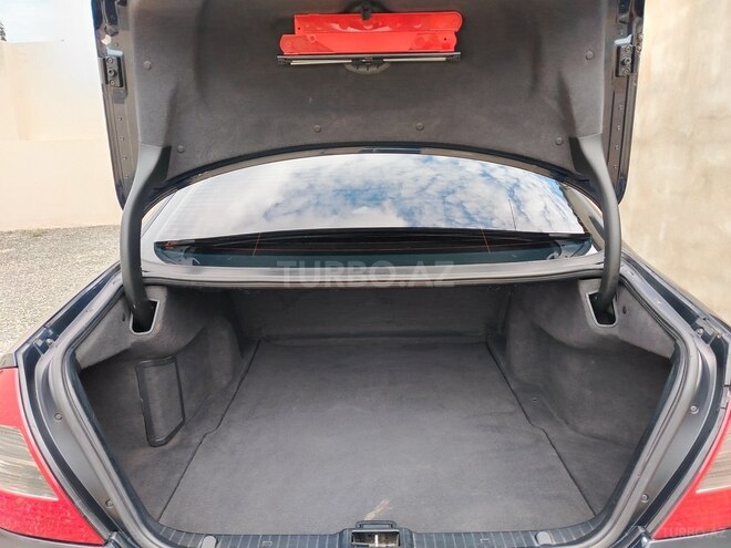 Mercedes E 240 2002, 325,000 km - 2.6 l - Bakı