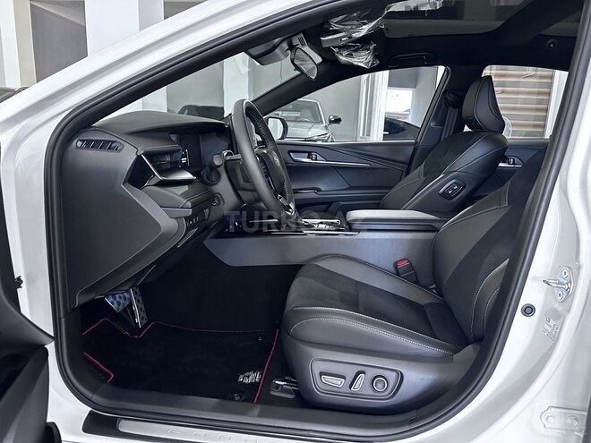 Toyota Camry-17
