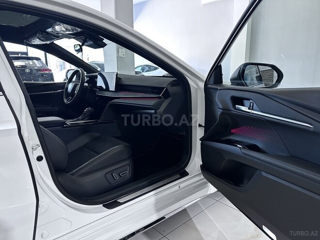 Toyota Camry-19