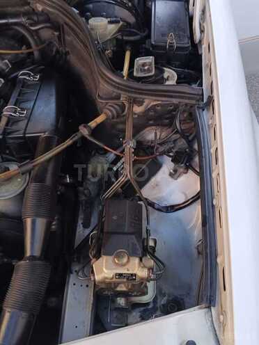 Mercedes E 200 d 1992, 350,000 km - 2.0 л - Bakı