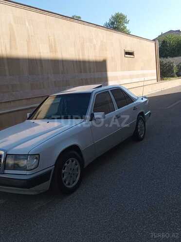 Mercedes E 200 d 1992, 350,000 km - 2.0 л - Bakı