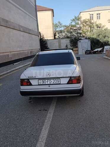 Mercedes E 200 d 1992, 350,000 km - 2.0 л - Bakı