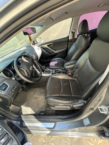 Hyundai Avante 2015, 161,271 km - 1.6 л - Bakı