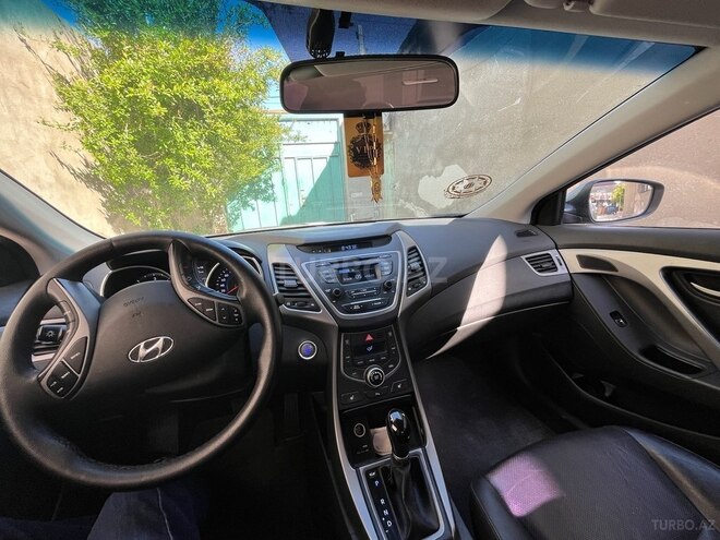Hyundai Avante 2015, 161,271 km - 1.6 л - Bakı