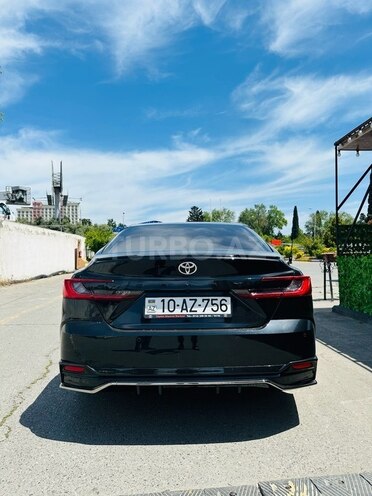 Toyota Camry 2024, 9,800 km - 2.0 l - Bakı