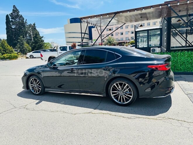 Toyota Camry 2024, 9,800 km - 2.0 l - Bakı