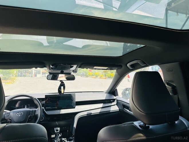 Toyota Camry 2024, 9,800 km - 2.0 l - Bakı