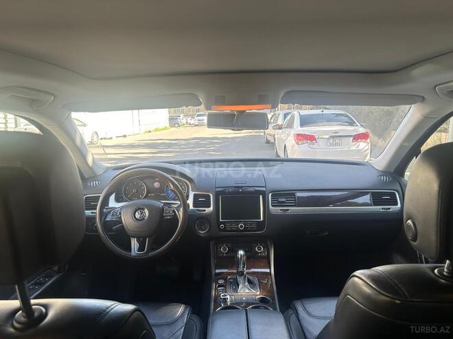 Volkswagen Touareg 2012, 141,500 km - 3.6 l - Bakı