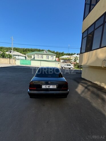 Mercedes C 180 1998, 330,000 km - 1.8 л - Qusar