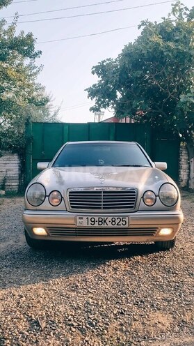 Mercedes E 230 1997, 457,000 km - 2.3 l - Füzuli
