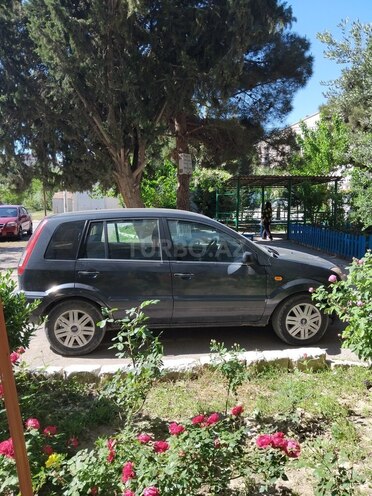 Ford Fusion 2008, 285,000 km - 1.4 l - Sumqayıt