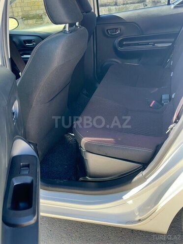 Toyota Aqua 2019, 76,346 km - 1.5 l - Bakı