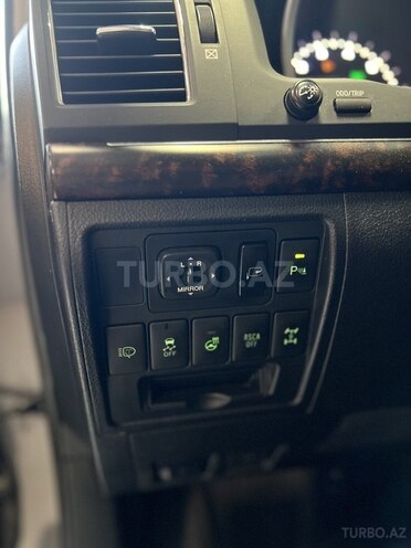 Toyota Land Cruiser 2014, 146,000 km - 4.6 л - Bakı