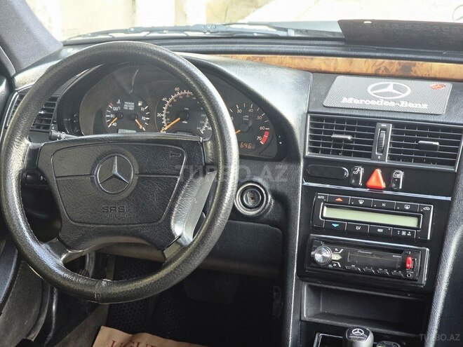 Mercedes C 230 1997, 274,000 km - 2.3 л - Bakı