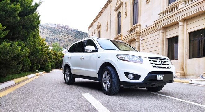 Hyundai Santa Fe 2010, 198,000 km - 2.0 l - Bakı