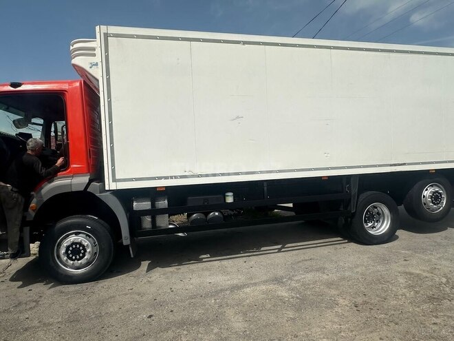 Mercedes Axor 2529 2011, 668,000 km - 6.4 l - Göyçay