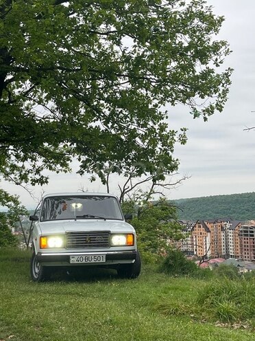 LADA (VAZ) 2107 2005, 99,999 km - 1.5 l - Qusar