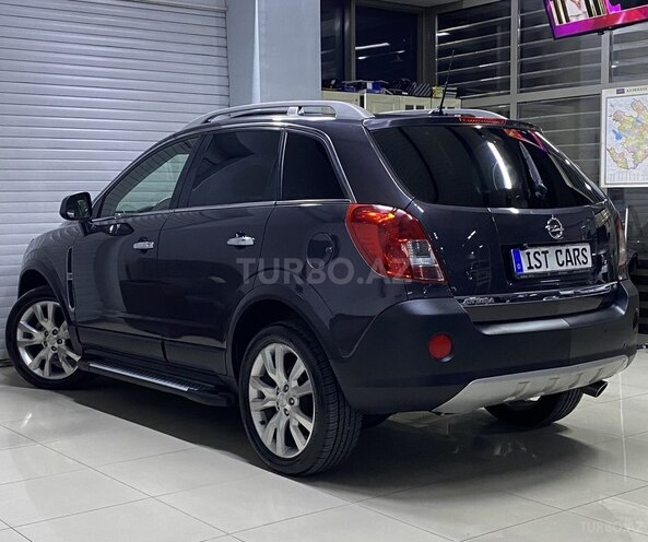 Opel Antara-12