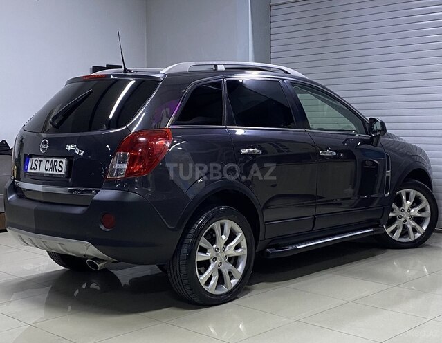 Opel Antara-13