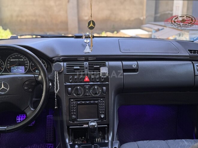 Mercedes E 270 2000, 333,000 km - 2.7 l - Bakı