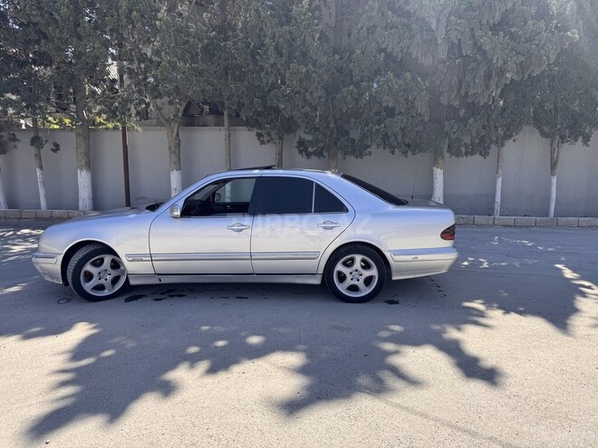Mercedes E 270 2000, 333,000 km - 2.7 l - Bakı