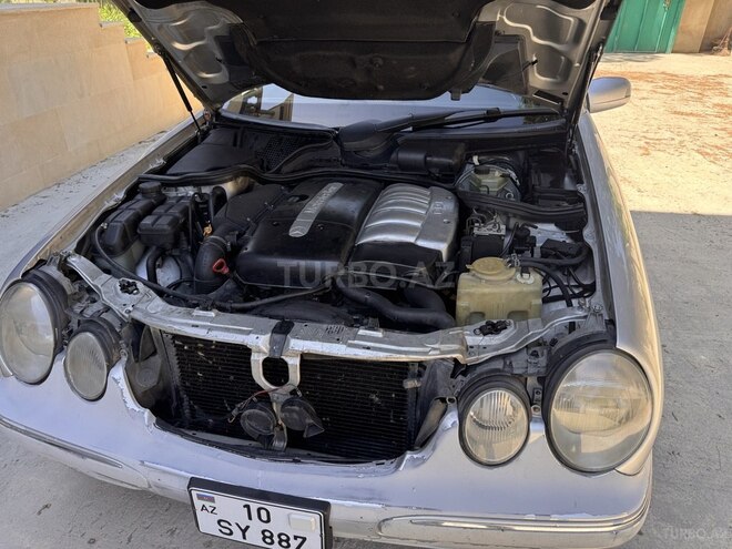 Mercedes E 270 2000, 333,000 km - 2.7 l - Bakı