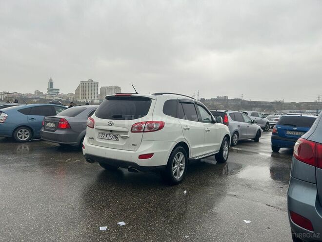 Hyundai Santa Fe 2010, 235,000 km - 2.0 l - Bakı