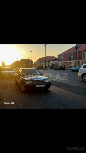 Mercedes 190 1991, 400,000 km - 1.8 л - Gəncə
