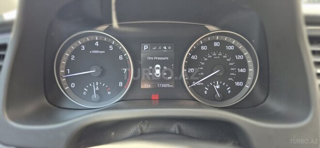 Hyundai Elantra 2018, 170,000 km - 2.0 l - Bakı