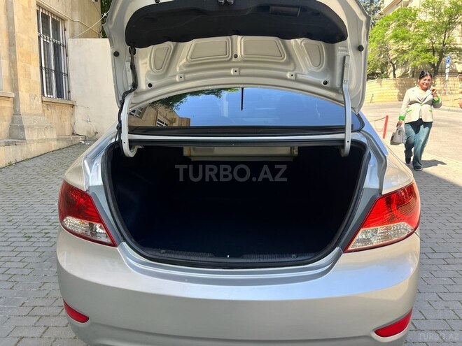 Hyundai Accent 2013, 226,000 km - 1.6 l - Bakı
