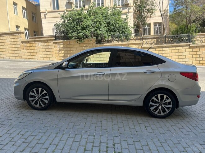 Hyundai Accent 2013, 226,000 km - 1.6 l - Bakı