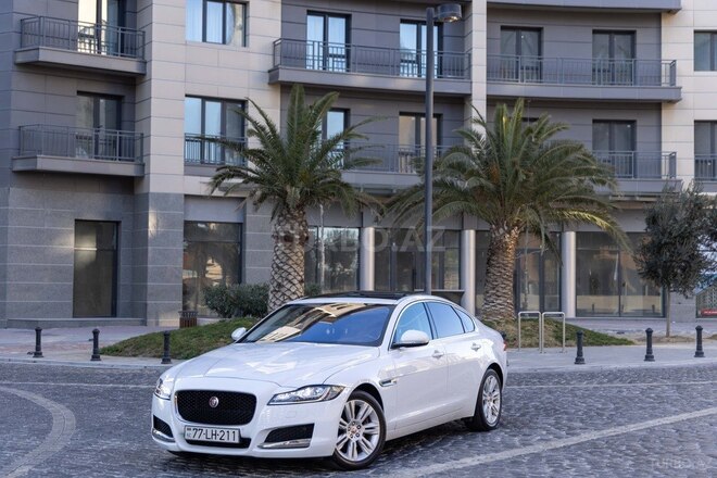 Jaguar XF 2016, 158,000 km - 2.0 l - Bakı