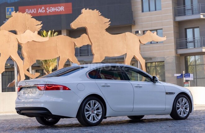 Jaguar XF 2016, 158,000 km - 2.0 l - Bakı
