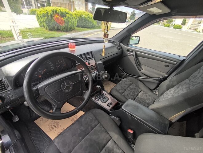 Mercedes C 220 d 1997, 381,000 km - 2.2 l - Ucar