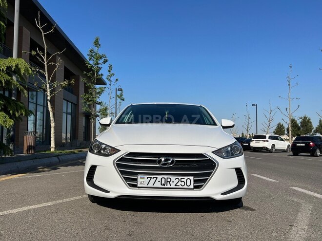 Hyundai Elantra 2016, 110,580 km - 2.0 л - Bakı