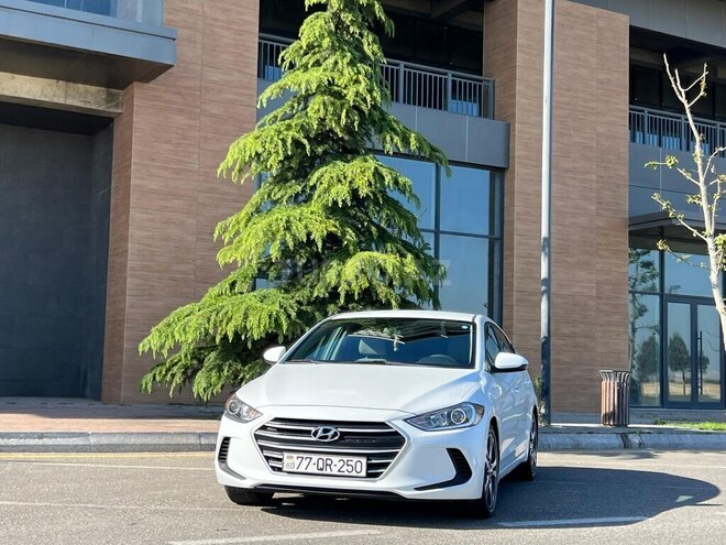 Hyundai Elantra 2016, 110,580 km - 2.0 л - Bakı