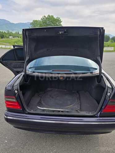 Mercedes E 320 2000, 308,894 km - 3.2 l - İsmayıllı