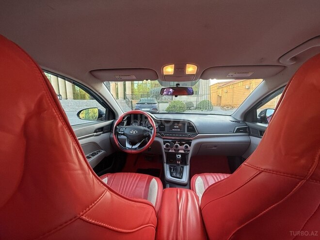 Hyundai Elantra 2019, 124,402 km - 2.0 л - Bakı