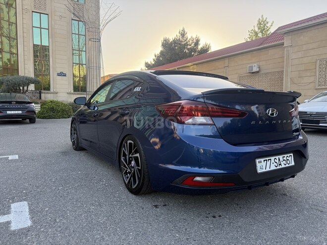 Hyundai Elantra 2019, 124,402 km - 2.0 л - Bakı