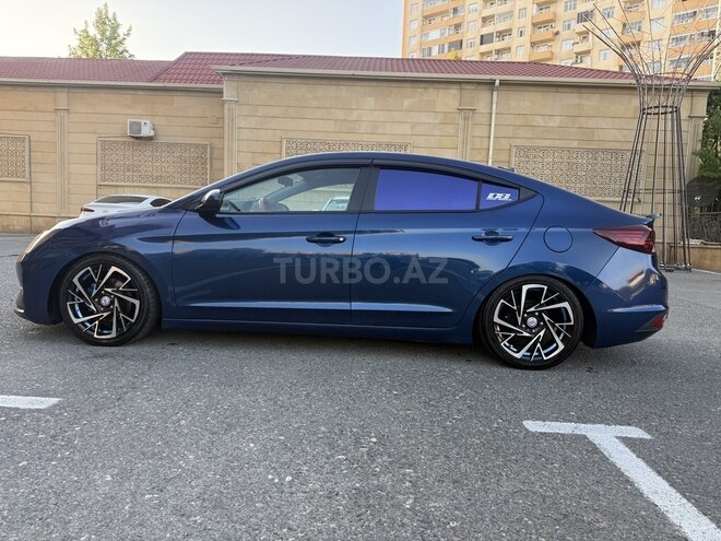 Hyundai Elantra 2019, 124,402 km - 2.0 л - Bakı