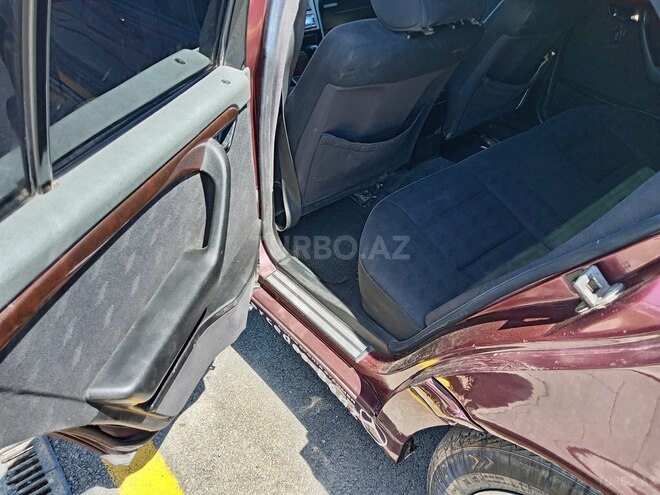 Mercedes C 200 1995, 127,756 km - 2.0 l - Bakı