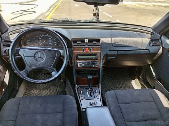 Mercedes C 200 1995, 127,756 km - 2.0 l - Bakı