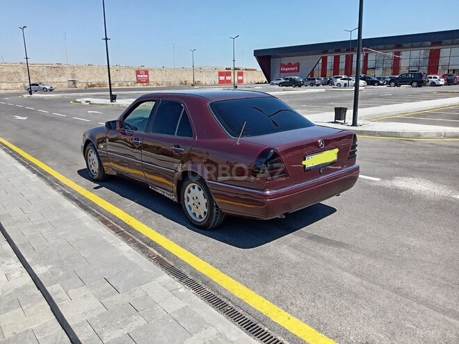 Mercedes C 200 1995, 127,756 km - 2.0 l - Bakı