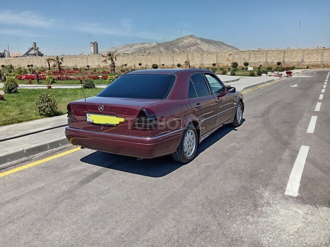 Mercedes C 200 1995, 127,756 km - 2.0 l - Bakı