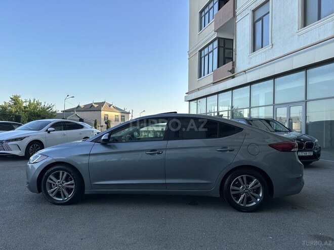 Hyundai Elantra 2018, 76,000 km - 2.0 л - Bakı